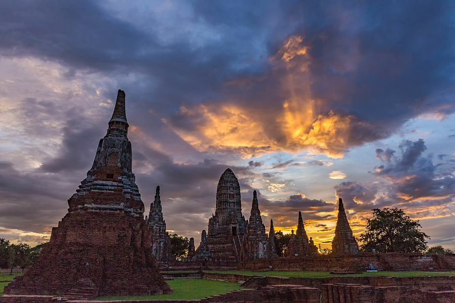 Visit the ruined city of Ayutthaya and feel the atmosphere of Thai history