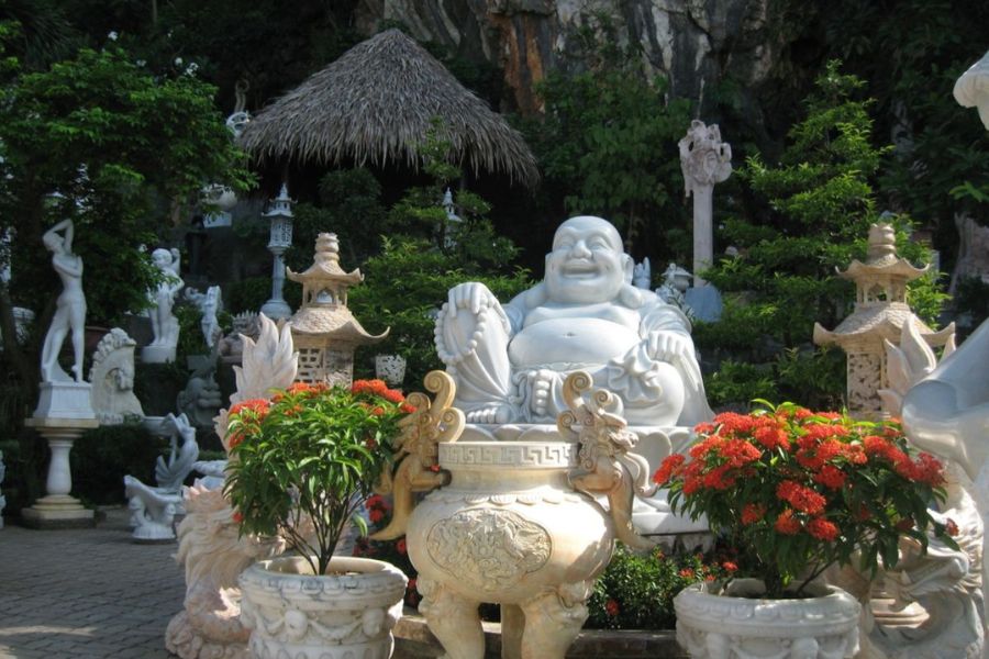 Non Nuoc Stone Carving Village