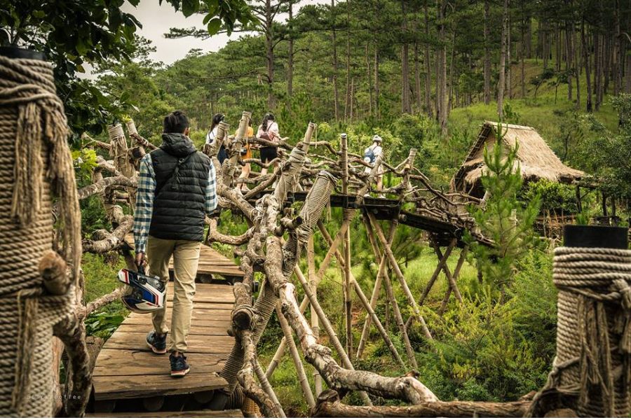 A Few Helpful Tips for Visiting Cu Lan Village