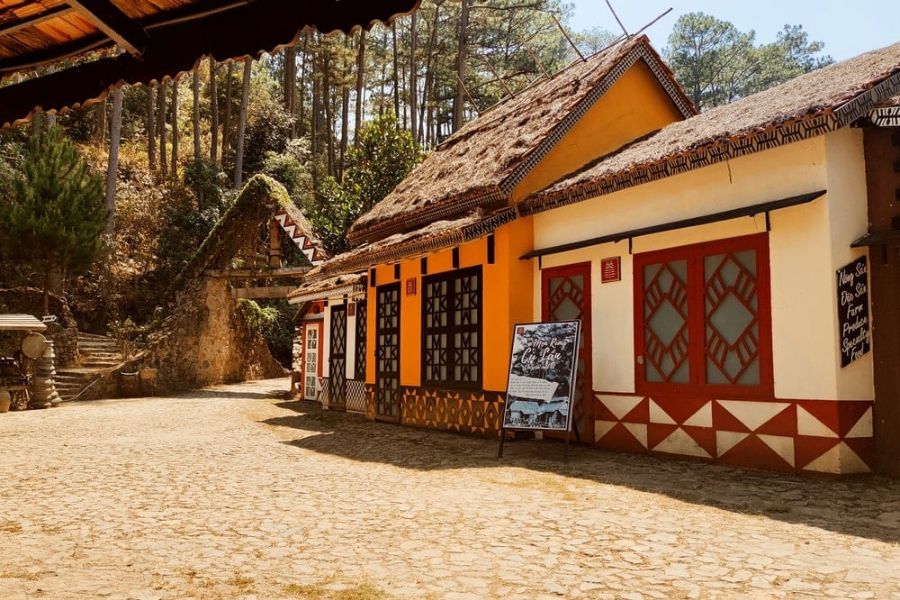 How to Get to Cu Lan Village