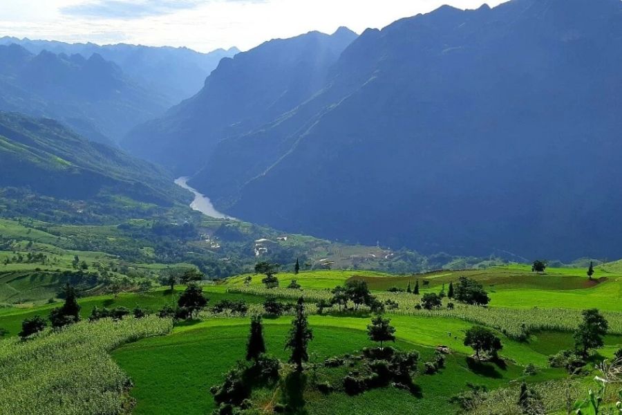 Travel Tips for Your Suoi Thau Adventure