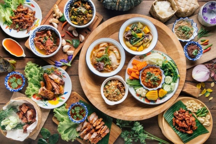 Vietnamese Cuisine Through the Eyes of International Visitors