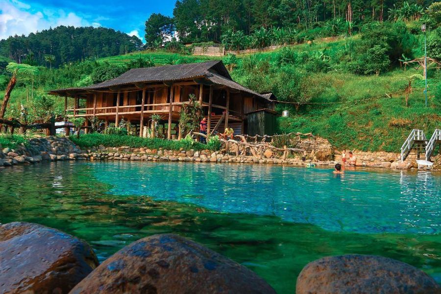 Tram Tau Hot Springs