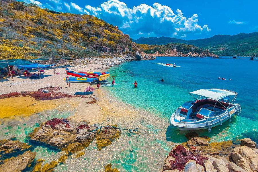 Essential Travel Tips for Visiting Binh Hung