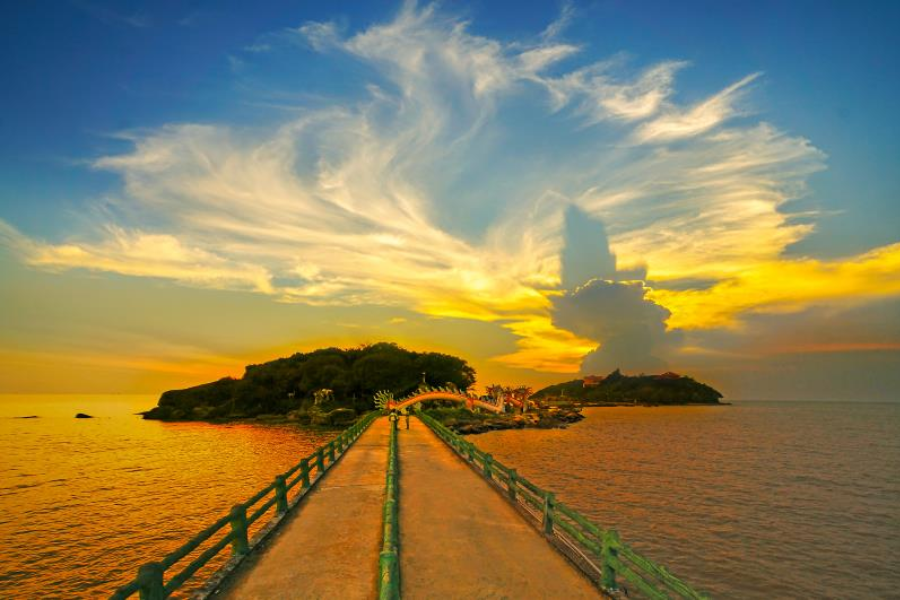 The Untouched Beauty of Hon Da Bac