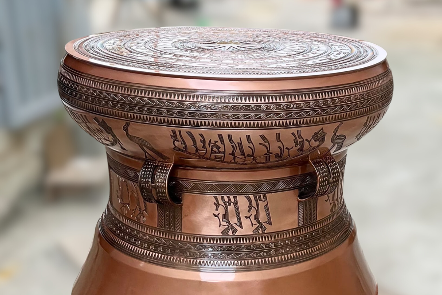 Dong Son Bronze Drum&nbsp;is considered today one of the most important symbols of Vietnam
