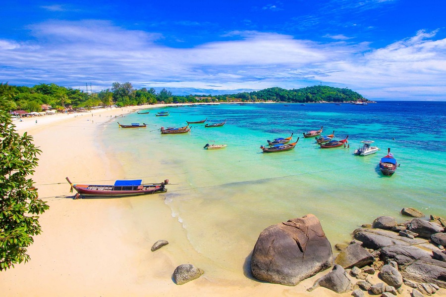 The Malaysian West Coast is ideal for spending your vacation