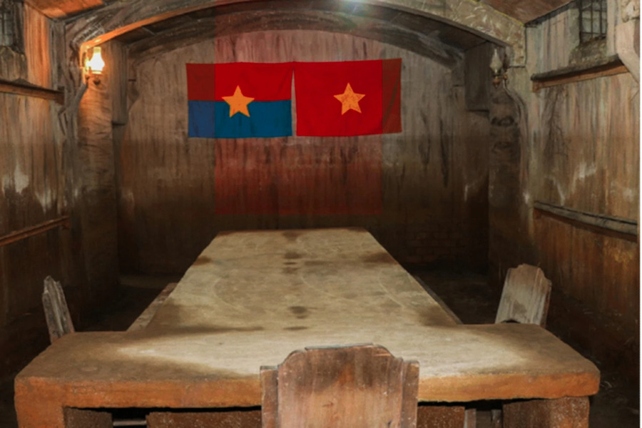 A meeting room inside the tunnel. Photo: Travelteam