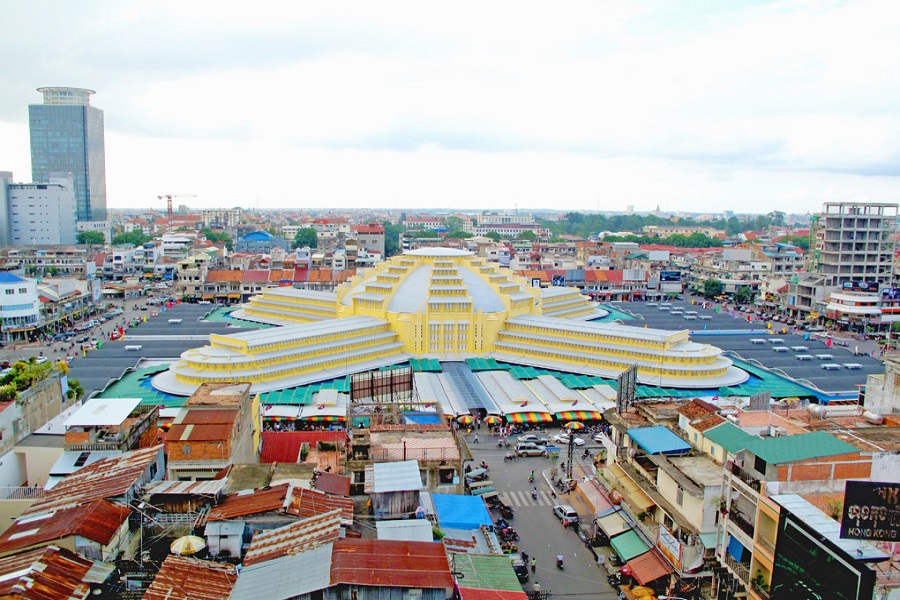 Phnom Penh Central Market stands as one of Phnom Penh’s most iconic landmarks