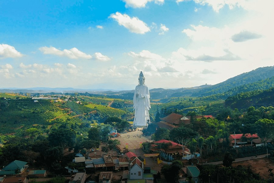 The huge Guanyin Statue can be spotted from afar