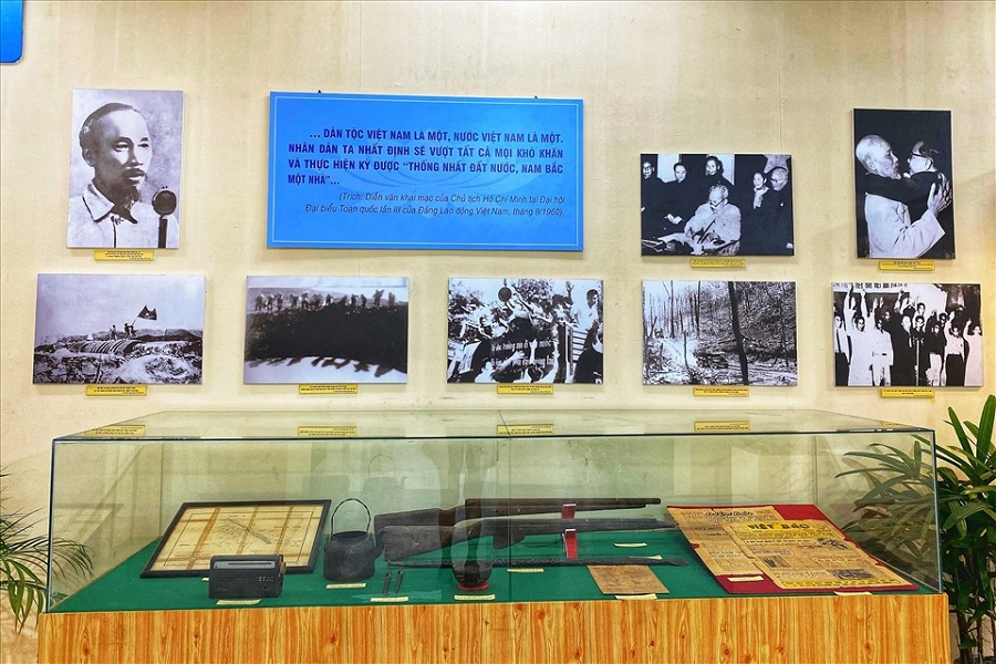 Items related to the resistance wars against French colonialism and American imperialism