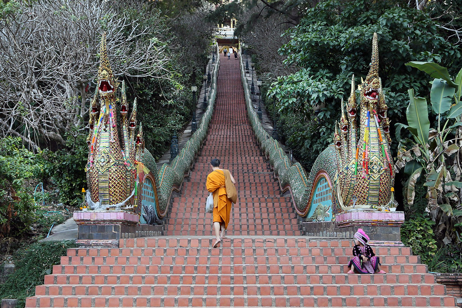  Naga Staircase