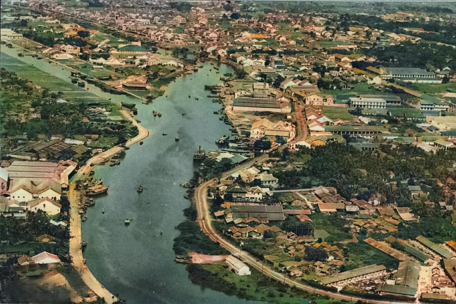 Colorized photos of the Saigon - Cholon area over 100 years ago