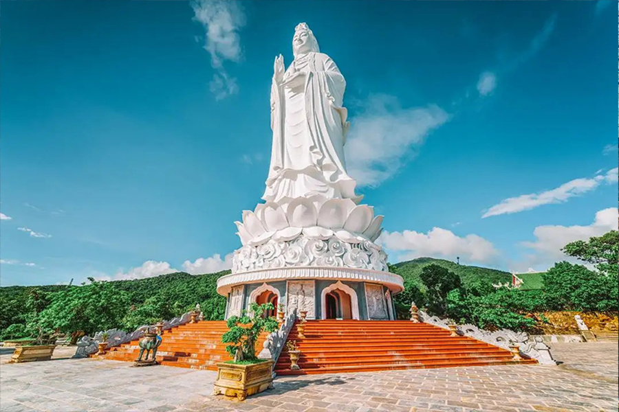 The Lady Buddha Statue