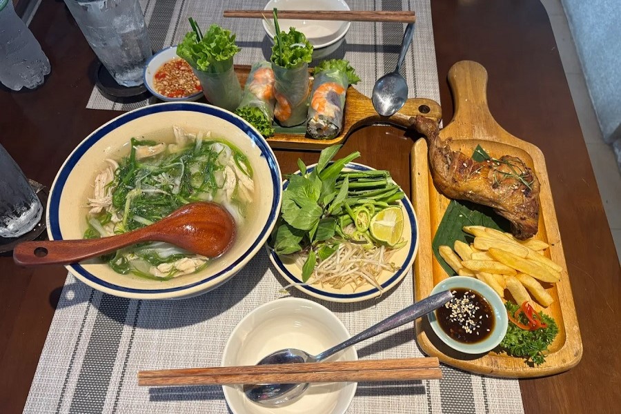 The signature halal pho at Pho Hub