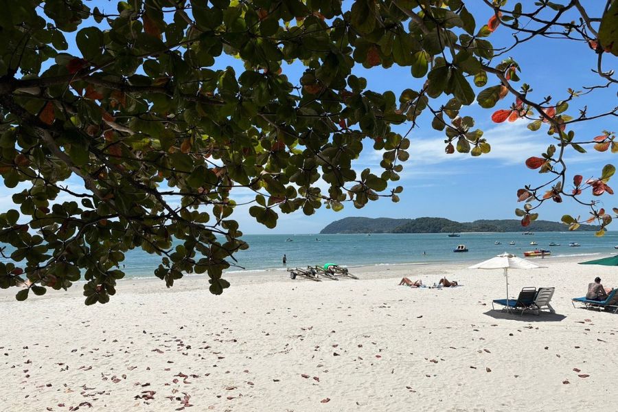 Slow travel in Malaysia has a quiet way of shifting how you see the world