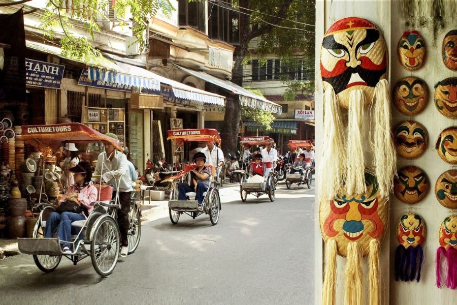 What are your favorite unique shopping experiences in Hanoi