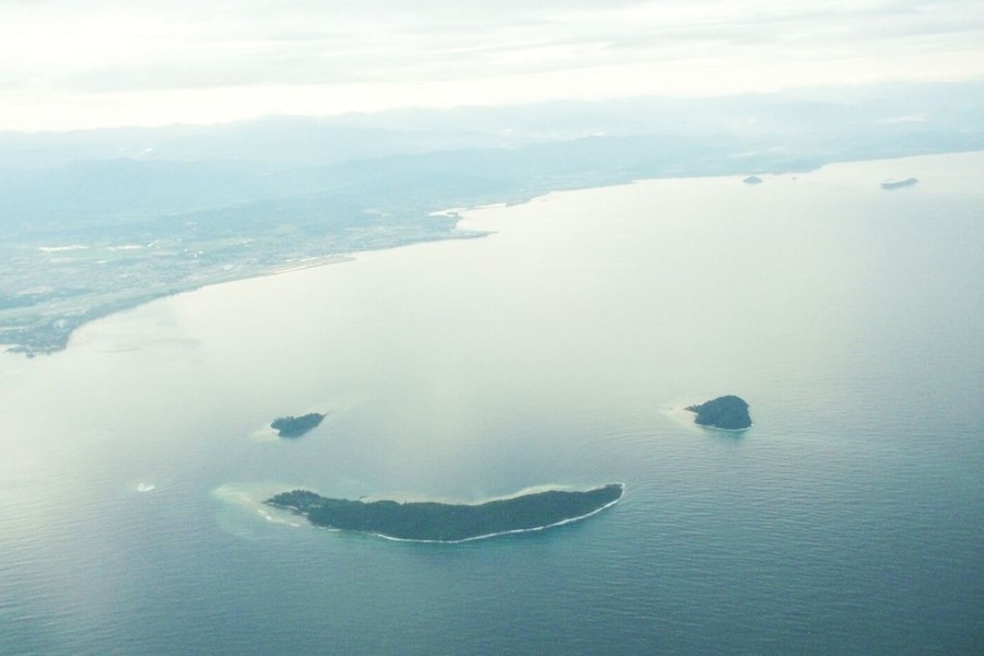 An aerial view of Mamutik, Sulug and Manukan resembles a smiling face