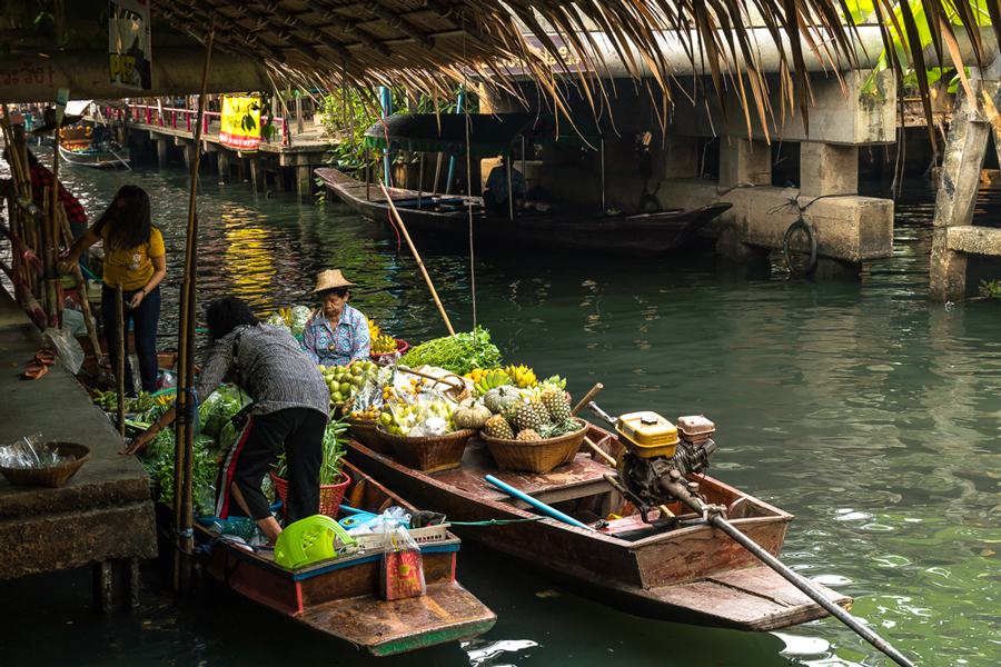 Khlong Lat Mayom Floating Market