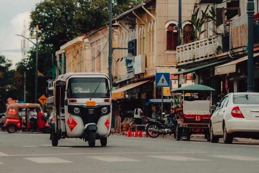 Tuktuk - a top choice for many travelers exploring Siem Reap during their 5-day journey