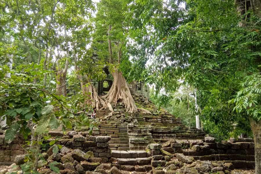 Preah Palilay is a small but historically significant temple located within the Angkor Thom complex in Cambodia