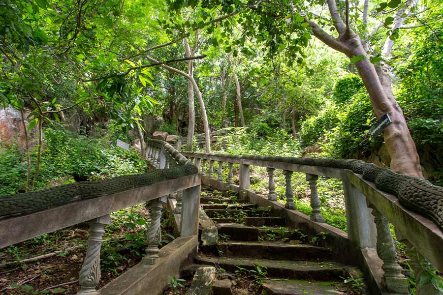 Natural beauty of Phnom Chhnork Cave Temple 