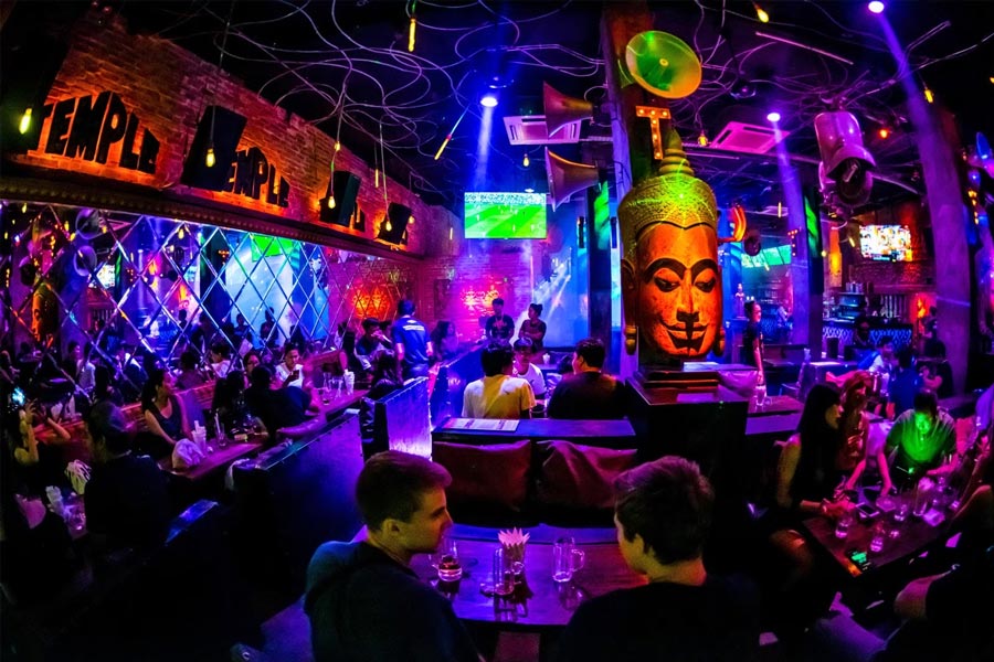 Siem Reap boasts a vibrant nightlife scene, with various nightlife hubs catering to different preferences