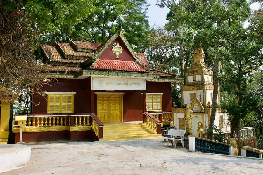 At Wat Leu Pagoda, the ubosot stands as a central and revered structure within the temple complex