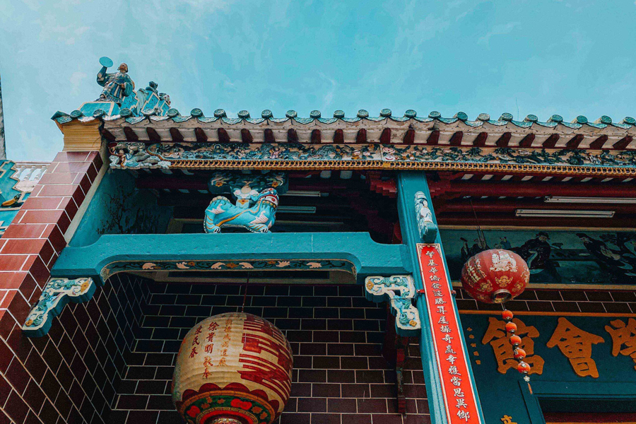 The architectural beauty of Ong Pagoda is characterized by traditional Chinese design elements with intricate details and cultural significance