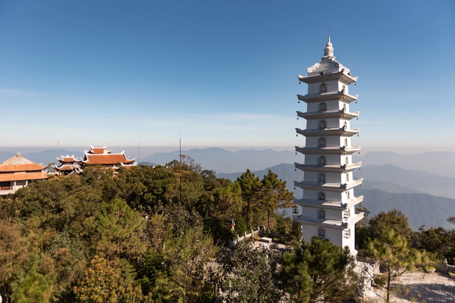 Linh Ung Pagoda is a prominent Buddhist temple situated within the Ba Na Hills resort complex