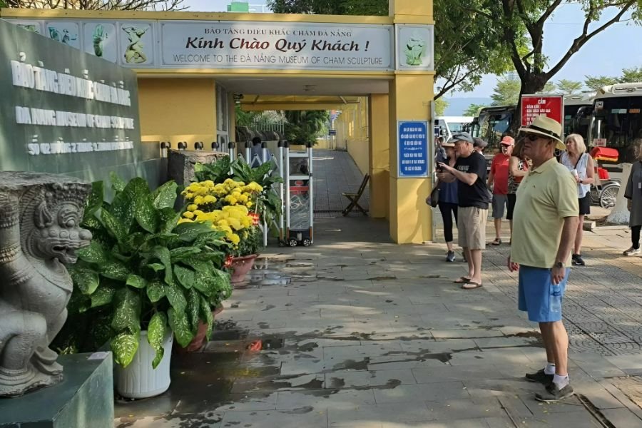 Cham Sculpture Museum in Da Nang is open daily from 7:00 AM to 5:00 PM (Source: News)