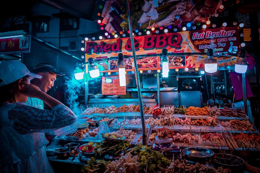 Food stall in Kuala Lumpur's night food streets