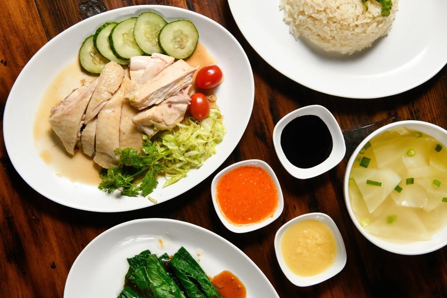 Hainanese chicken rice