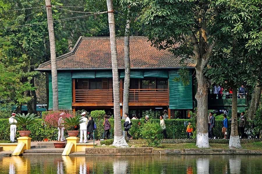 Ho Chi Minh Mausoleum: Stilt House and Fish Pond