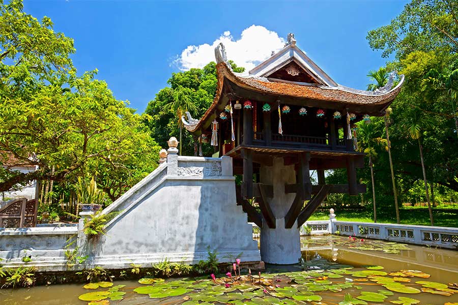 Ho Chi Minh Mausoleum: One Pillar Pagoda