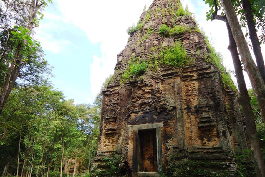 Temple in  Sambor Prei Kuk