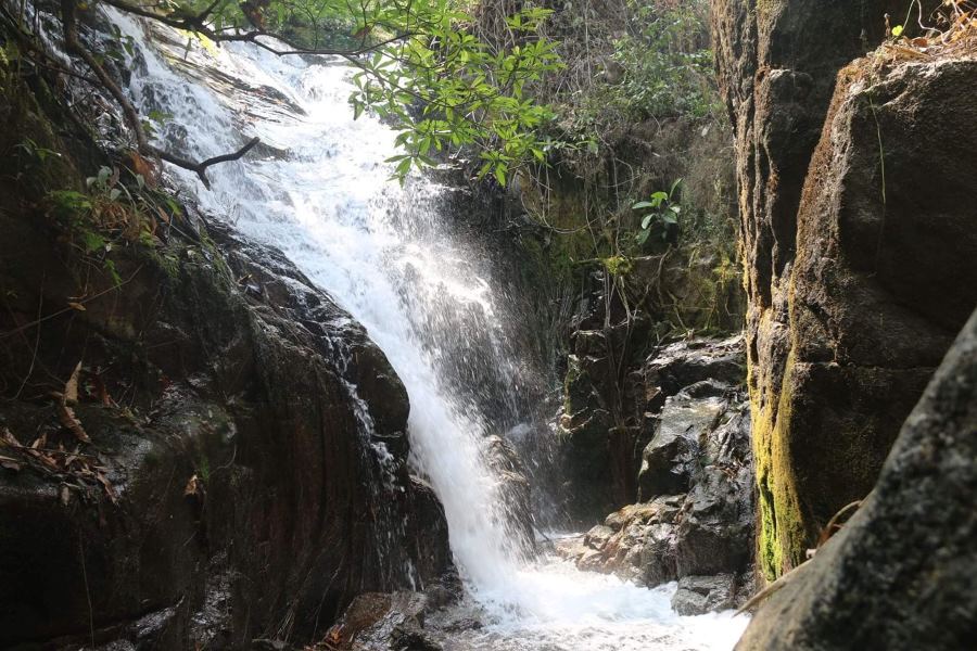 Thmor Kral Waterfall in Kampong Chhnang province