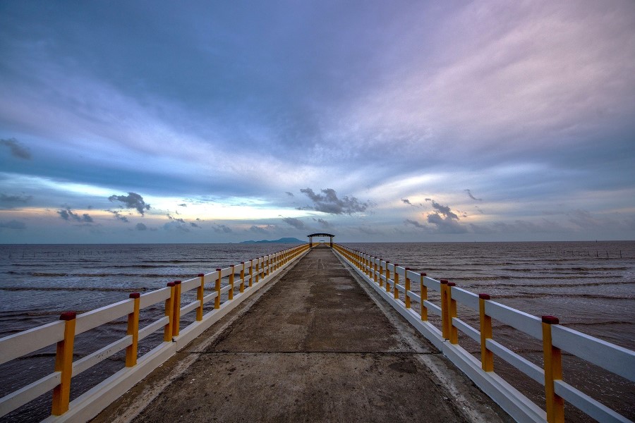 Khai Long beach bridge