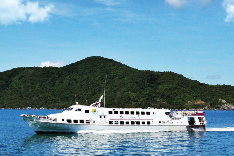 Hiring a boat for island hopping is a fantastic way to explore the beauty of Nam Du Archipelago, allowing you to visit various islands and discover their unique charms
