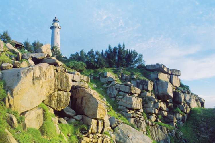 The Nam Du Lighthouse not only serves as a functional structure for maritime navigation but also offers a scenic setting for visitors to enjoy expansive views