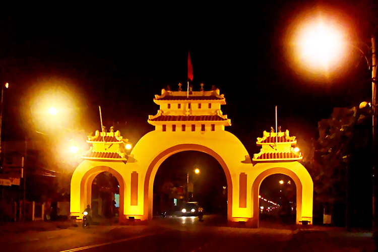  This historic gate holds cultural significance and serves as a symbol of the city