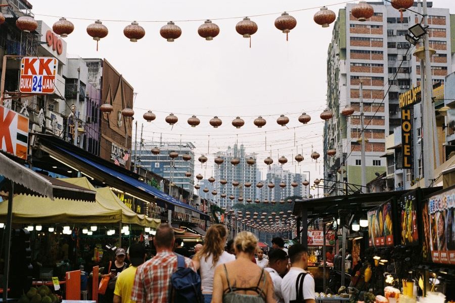 Kuala Lumpur food street crowds of visitors