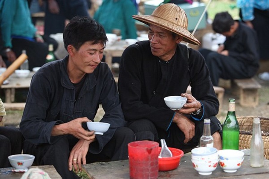 Corn Wine – An essential part of Bac Ha Cuisine