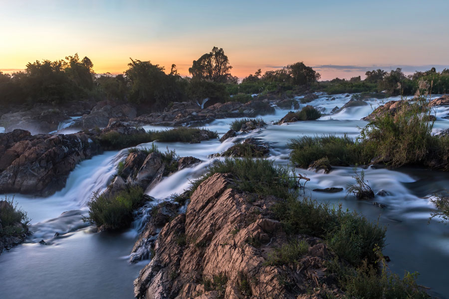 Li Phi Falls is known for its impressive width and the powerful flow of water during the rainy season