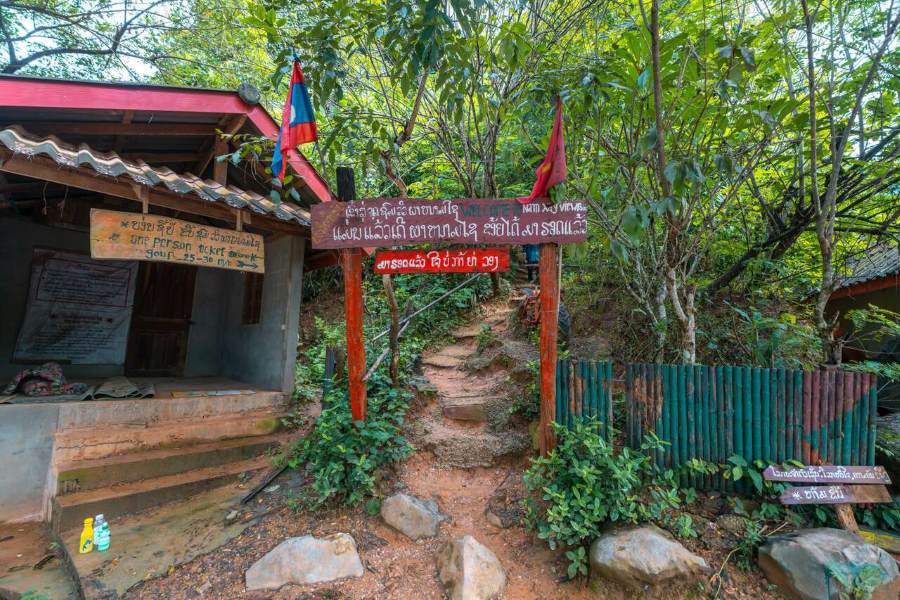 Entrance to Nam Xay Viewpoint 