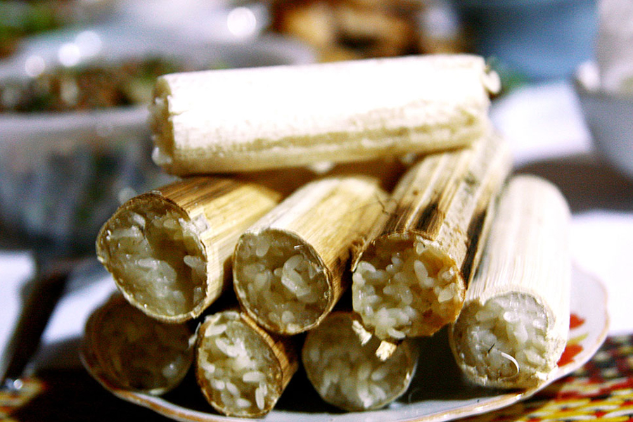 Bamboo tube-cooked rice - Luu Ly Waterfall