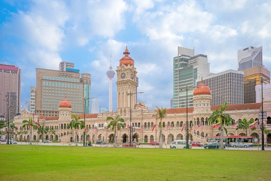 Best time to visit Dataran Merdeka