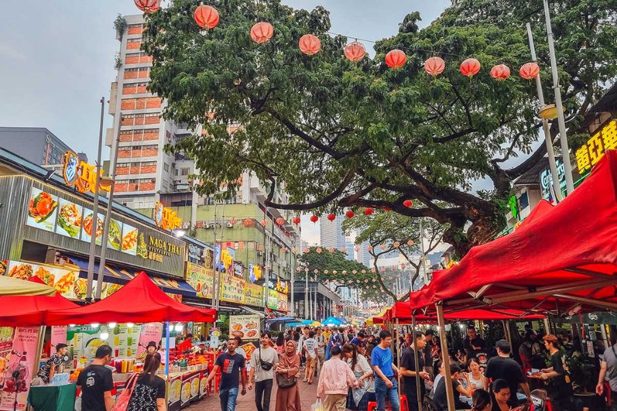 Famous street food in Jalan Alor 