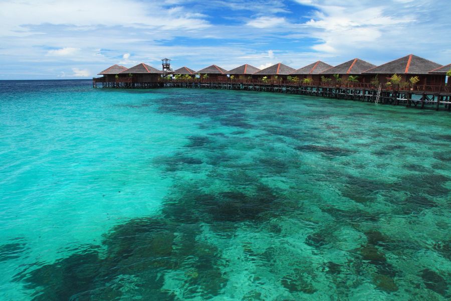 Crystal clear beach at Sipadan Island 