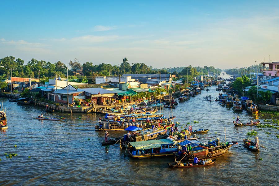 Nga Nam Floating Market